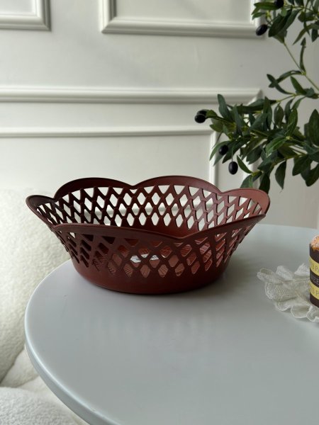 مدور بني غامق