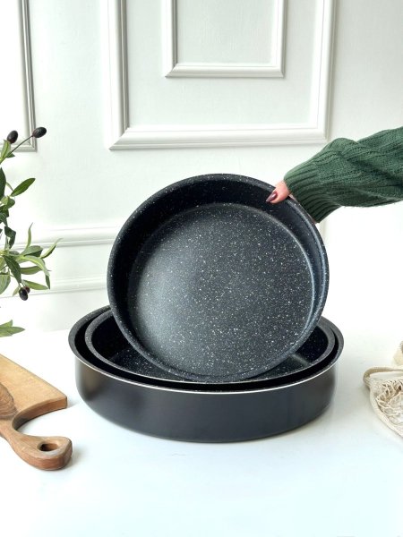 طقم صواني / دباسي جرانيت اسود مط