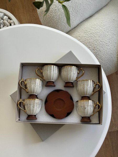 فناجين قهوه بورسلان مذهب صحن خشب ورده 6+6