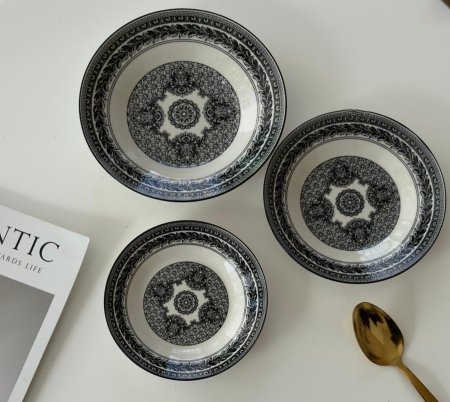 طقم صحون بورسلان 18 قطعه