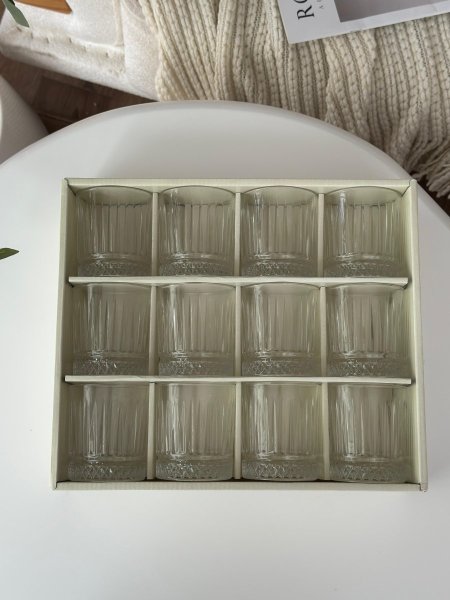 كاسات عصير محزز شفاف / 12