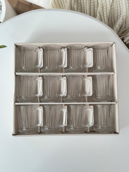 كاسات شاي محزز شفاف / 12