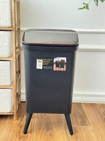 سطل نفايات اسود 16لتر