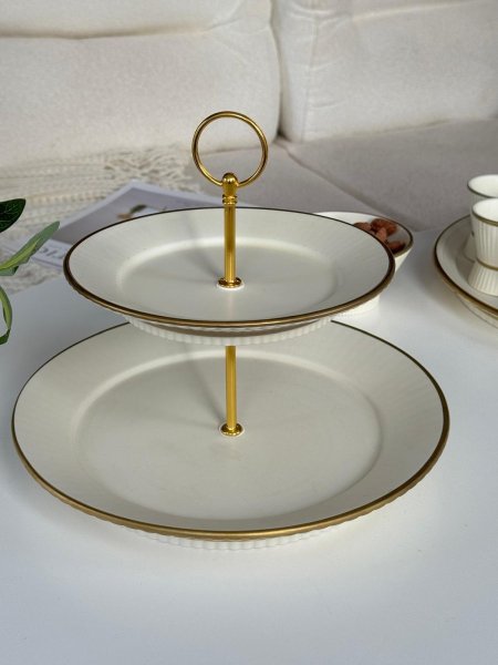 مضيفه طبقتين بورسلان محزز مذهب