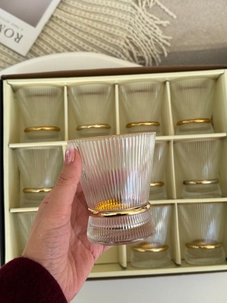 كاسات عصير / 12 محزز خصر ذهبي حز ذهبي