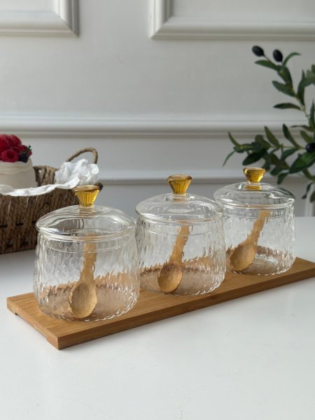 3 سكريات + معالق + ستاند <br> <span class='text-color-warm'>نفذت الكمية (Sold Out)</span>