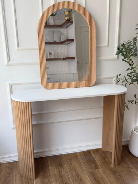 بيرو + مراه قنصل(80*32*110سم + 56*80سم)