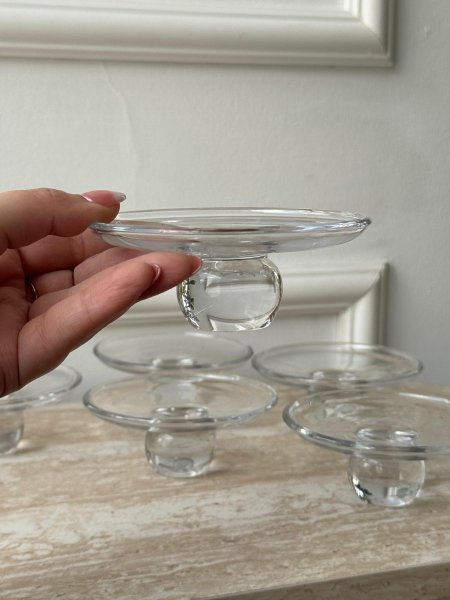 صحون زجاج برجل / 6 (11*4.5سم)