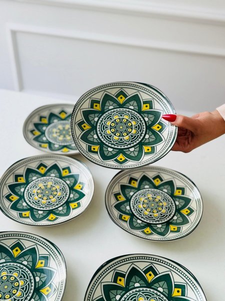 اخضر
