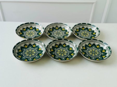 اخضر