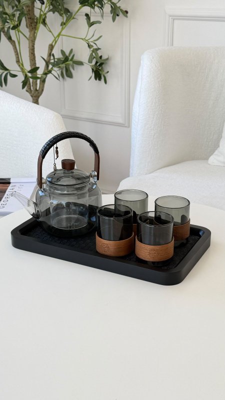 طقم ابريق+4كاسات+صينيه