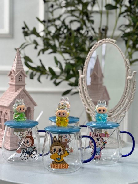 مج لبوبو زجاج ازرق