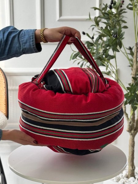 بقجه ملون كبير <br> <span class='text-color-warm'>نفذت الكمية (Sold Out)</span>