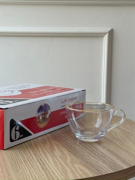 كاسات شاي شفاف حز ذهبي / 6